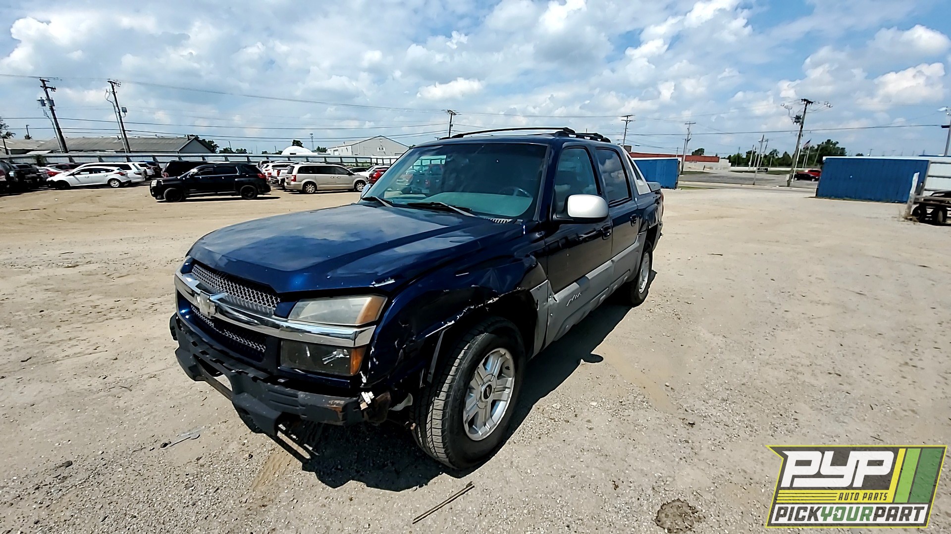 2002 CHEVROLET AVALANCHE 1500 available for parts