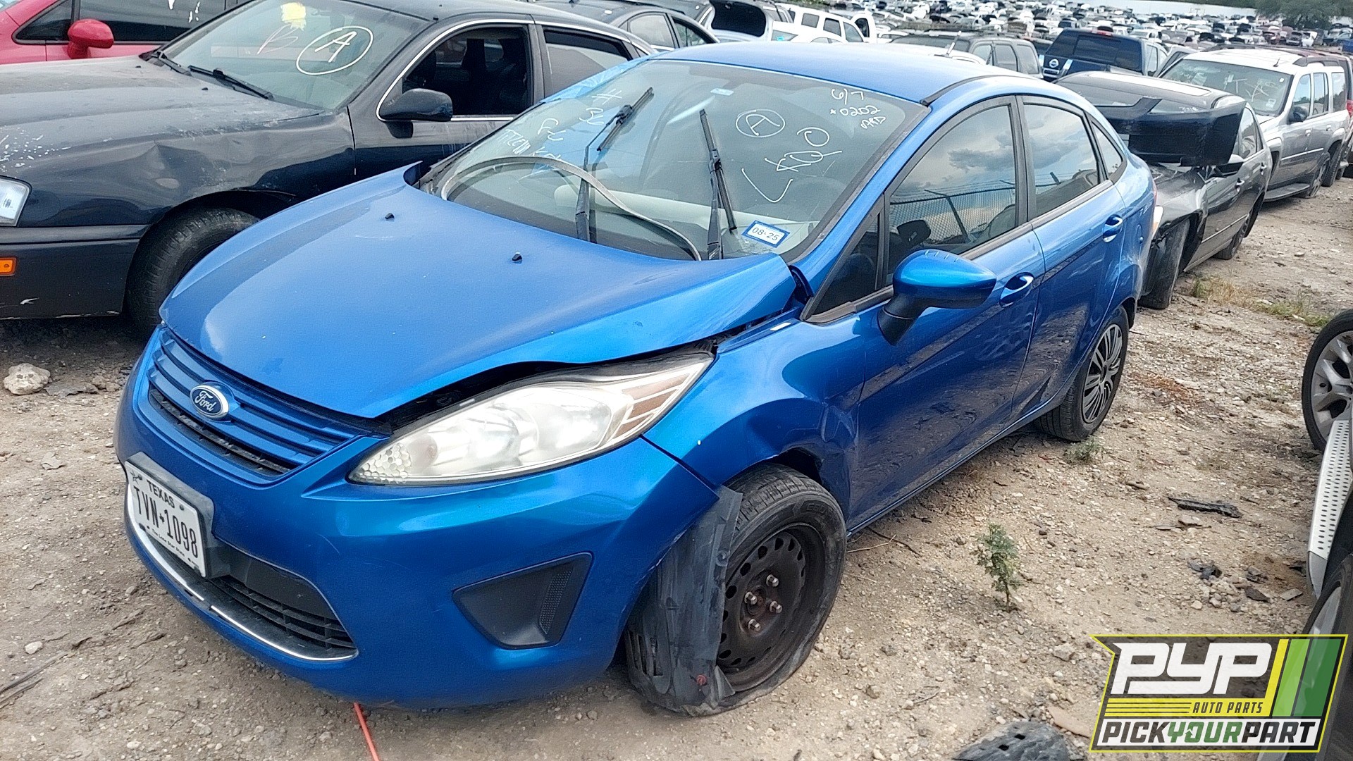 2011 FORD FIESTA partes disponibles