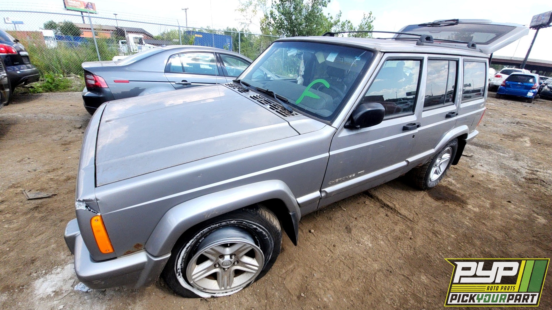 2001 JEEP CHEROKEE available for parts