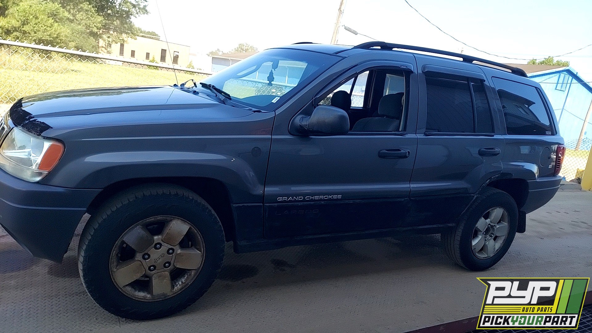 2004 JEEP GRAND CHEROKEE available for parts