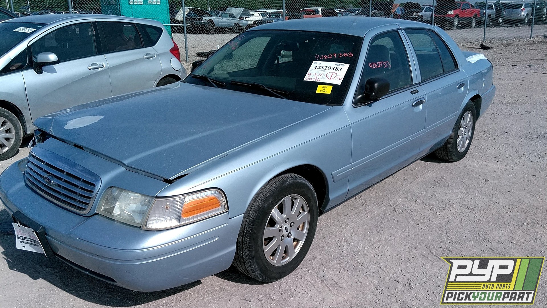2006 FORD CROWN VICTORIA available for parts