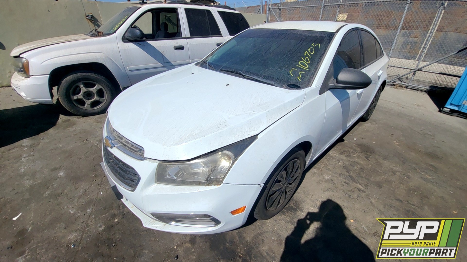 2015 CHEVROLET CRUZE available for parts