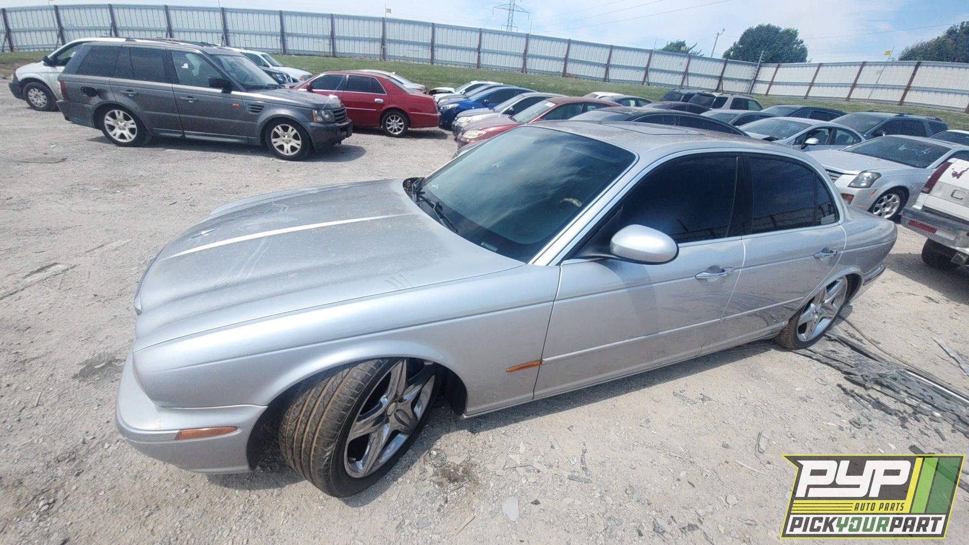 2004 JAGUAR XJ8 partes disponibles