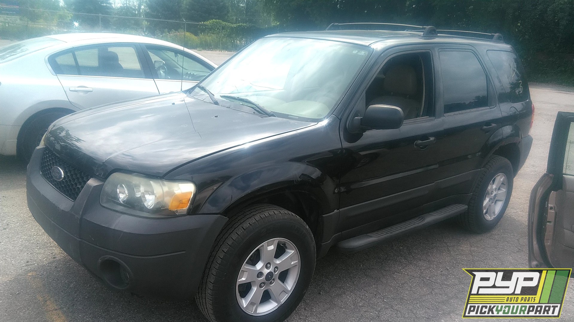 2006 FORD ESCAPE available for parts