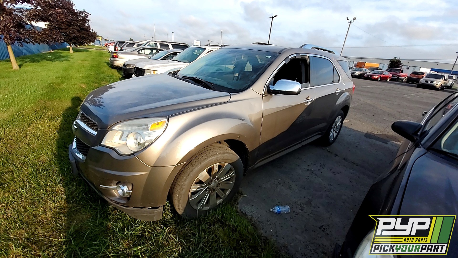 2011 CHEVROLET EQUINOX available for parts