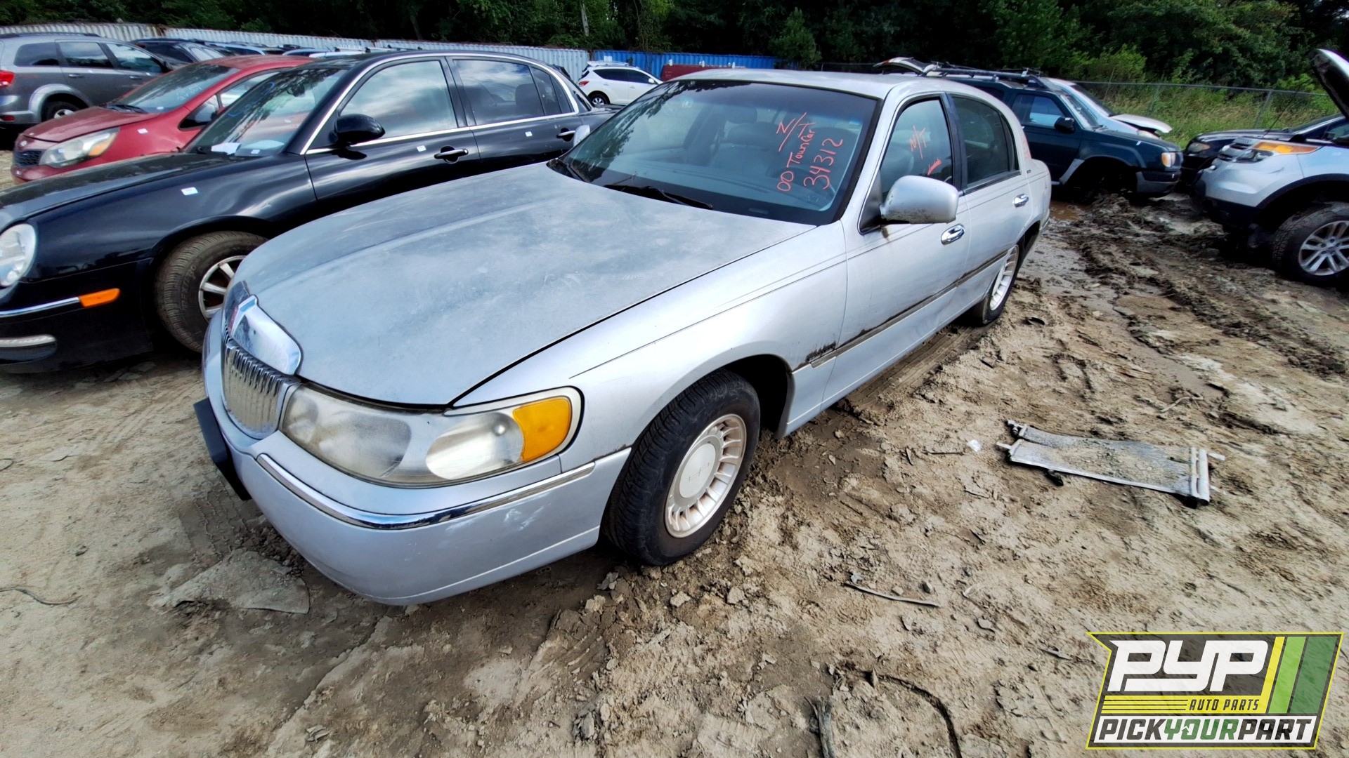 2000 LINCOLN TOWN CAR partes disponibles