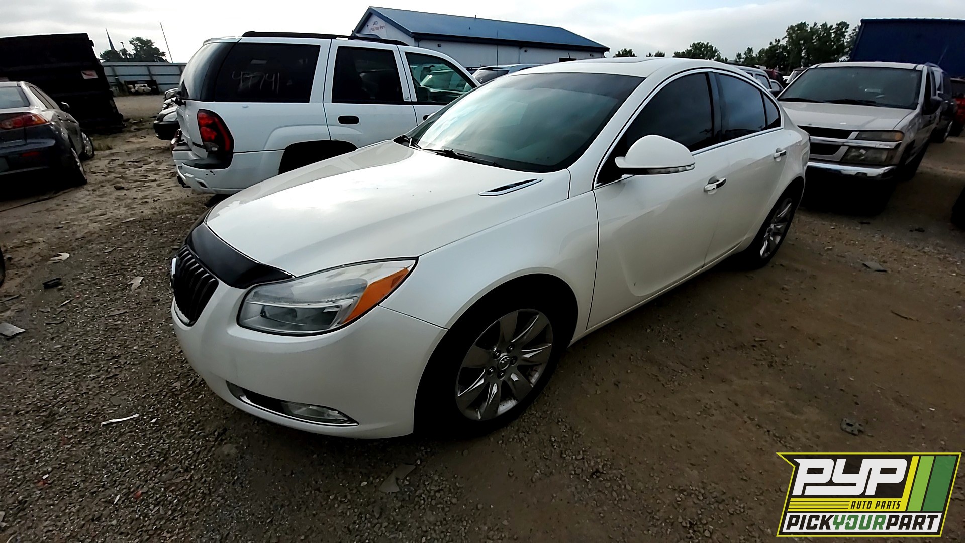 2013 BUICK REGAL available for parts