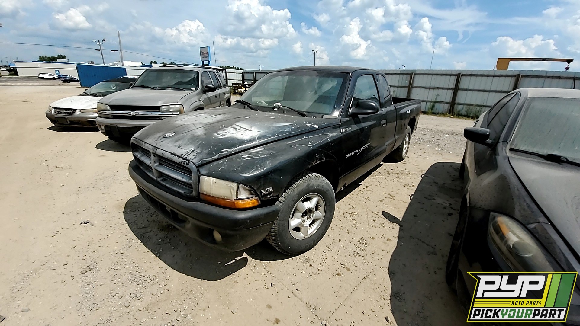 2000 DODGE DAKOTA available for parts