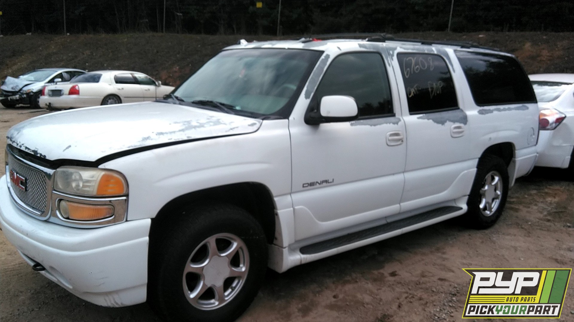 2005 GMC YUKON XL 1500 available for parts