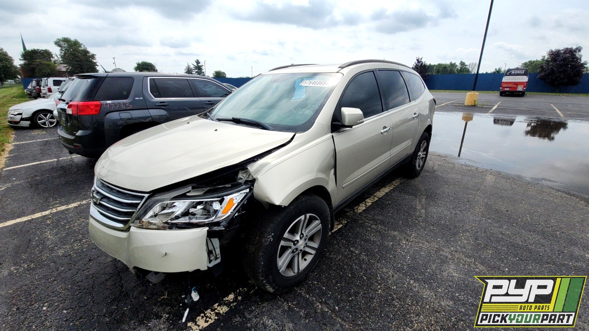 2013 CHEVROLET TRAVERSE available for parts