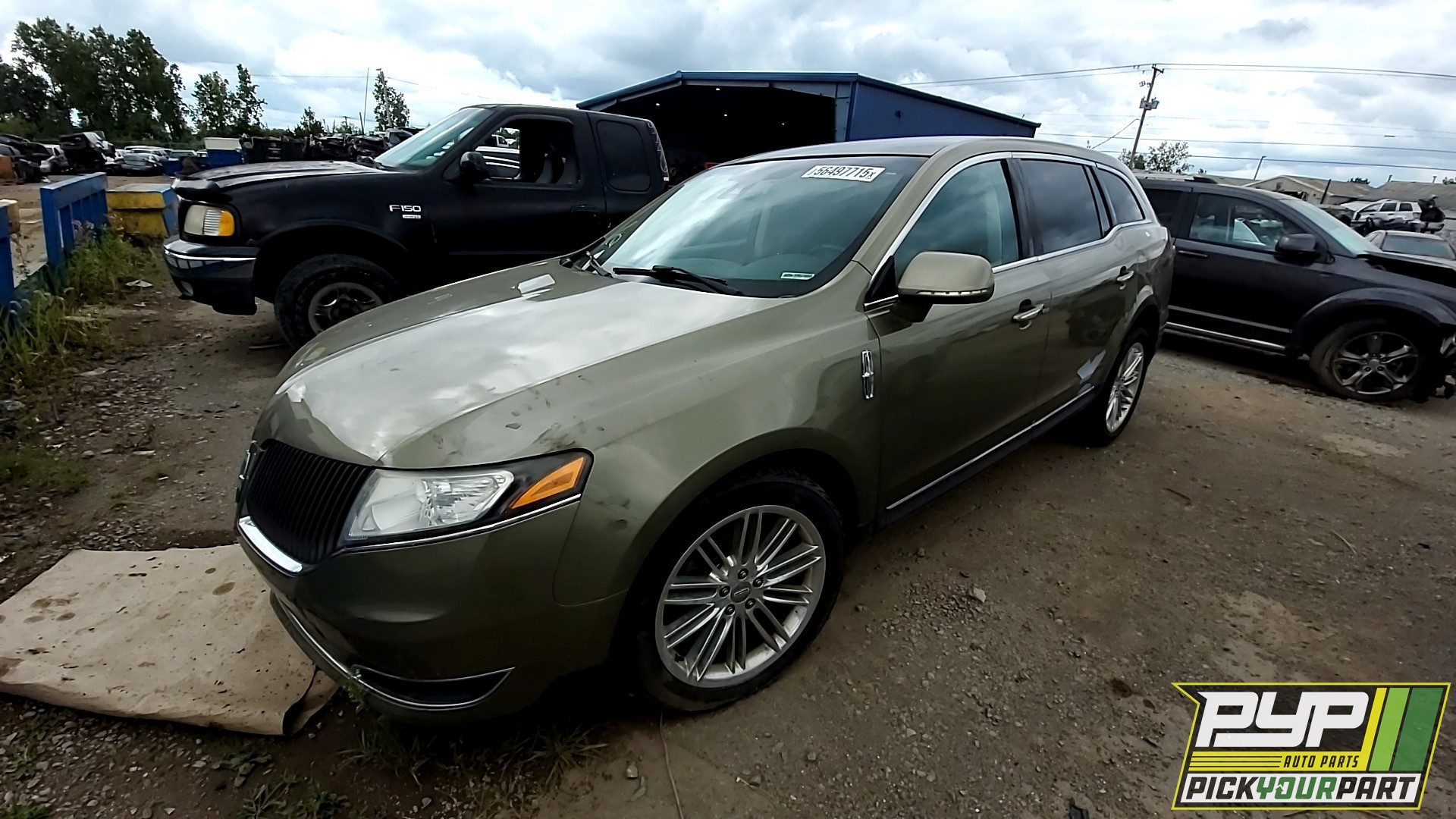 2013 LINCOLN MKT available for parts