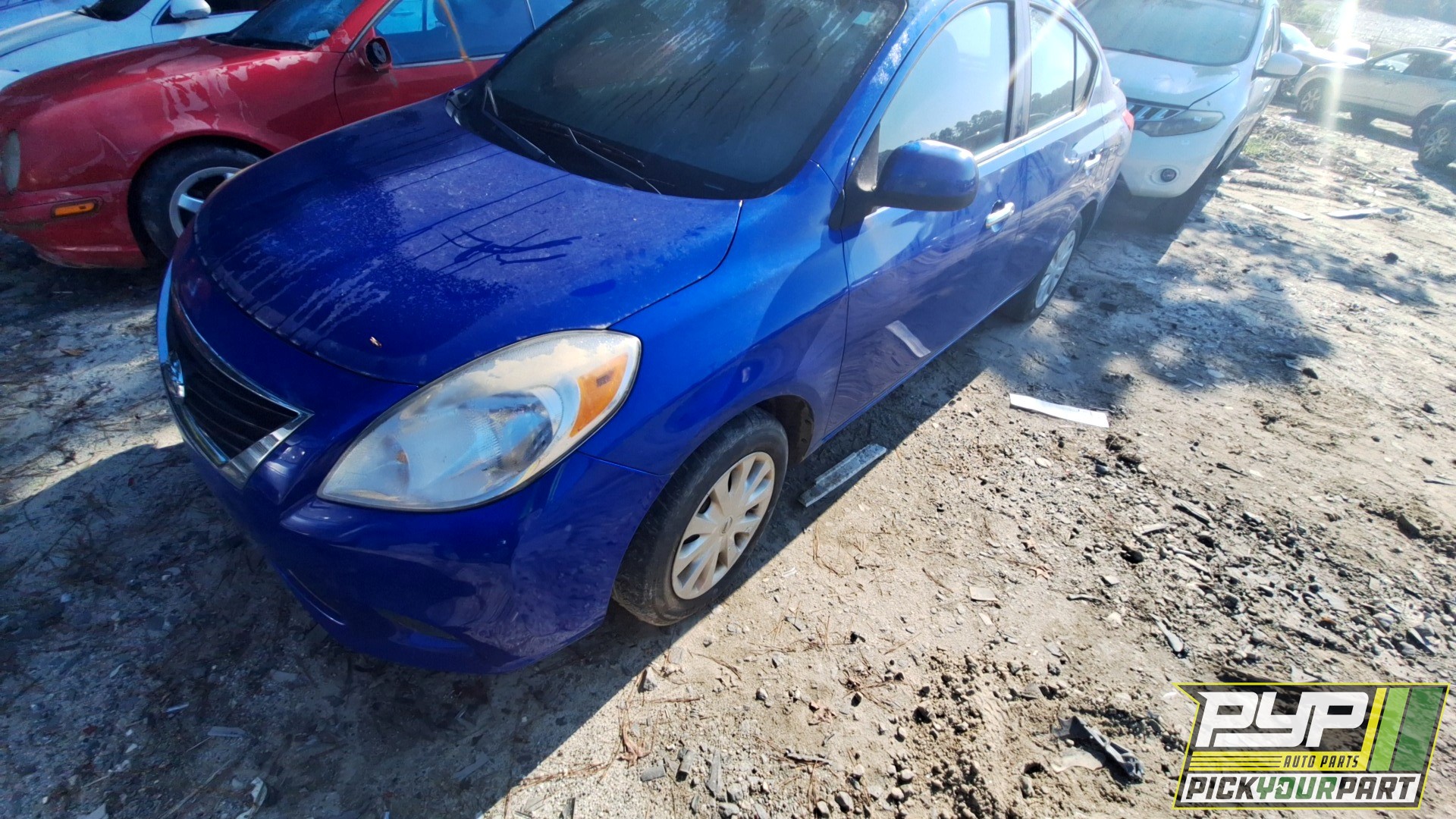 2013 NISSAN VERSA partes disponibles