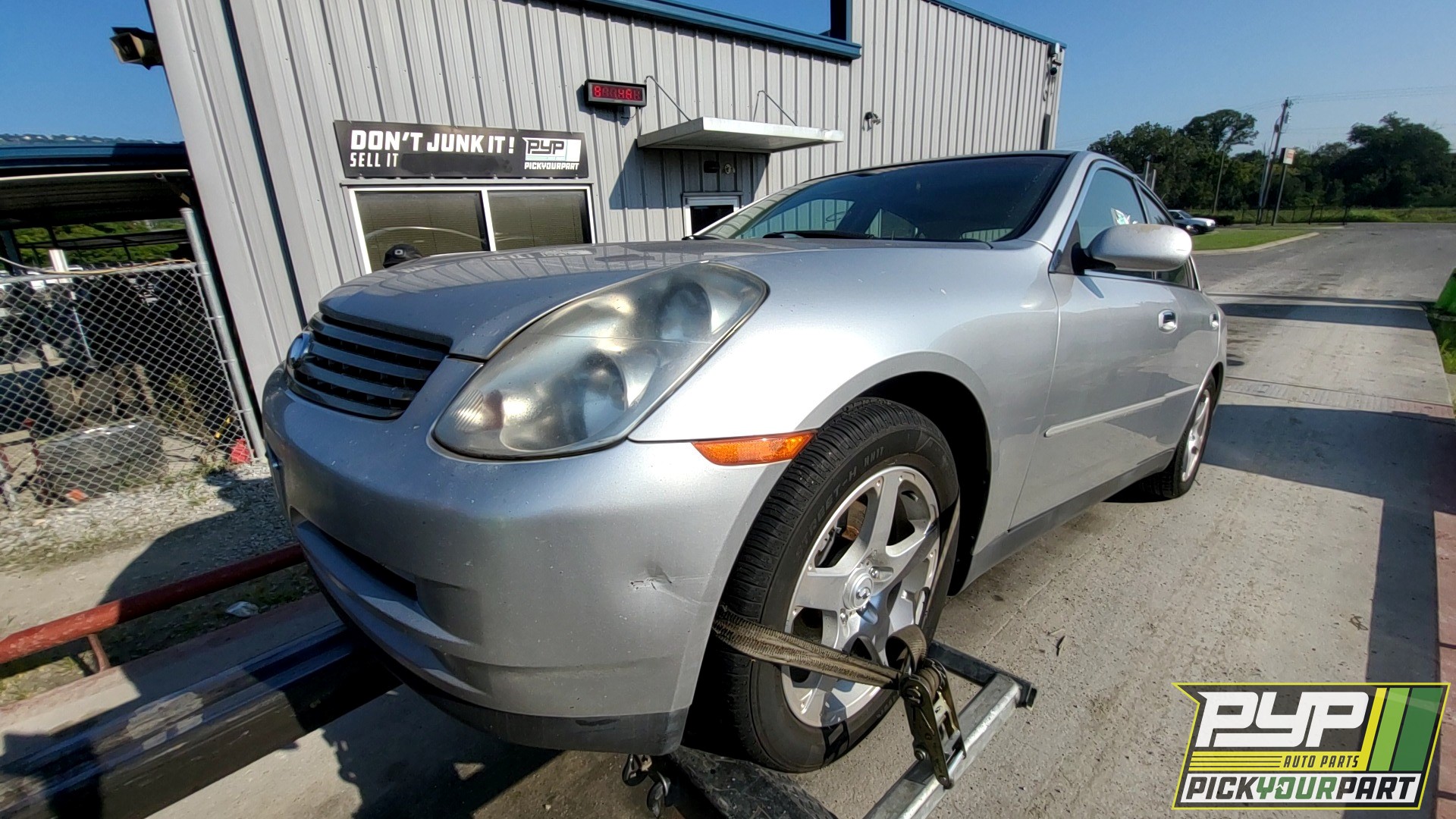 2003 INFINITI G35 available for parts