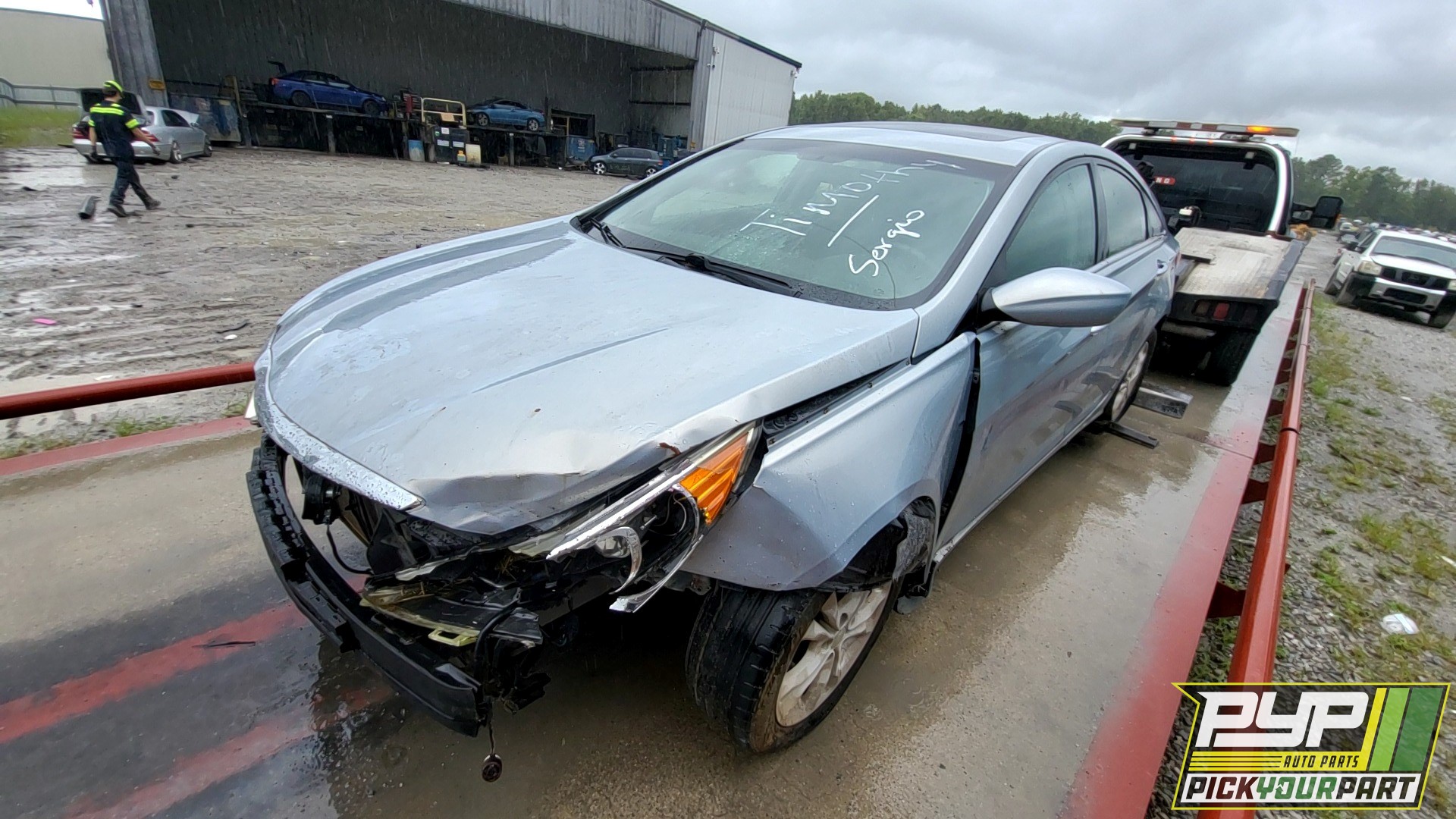 2011 HYUNDAI SONATA available for parts