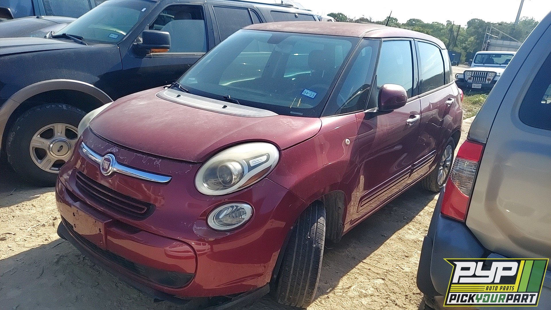 2014 FIAT 500L partes disponibles
