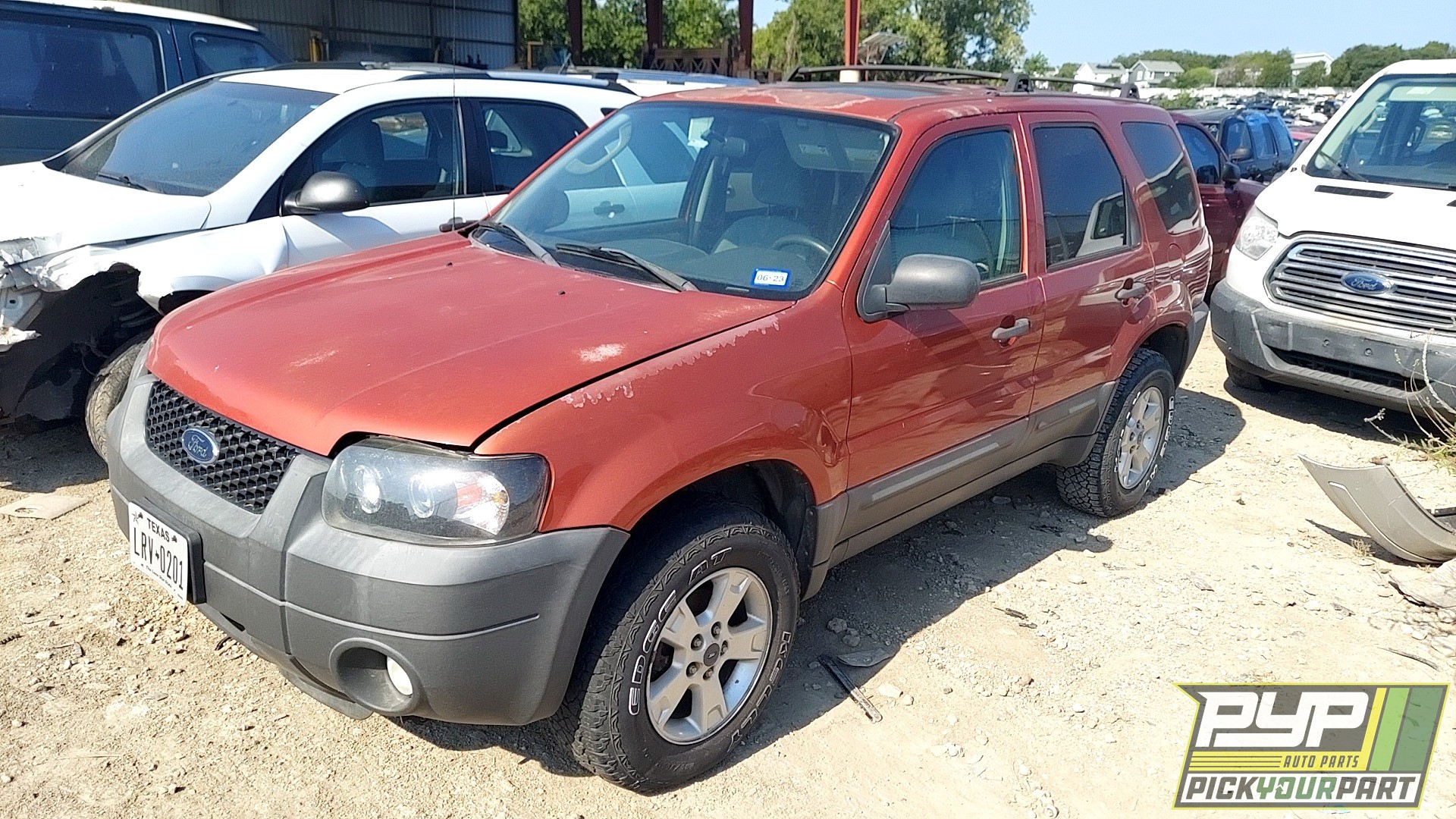 2007 FORD ESCAPE available for parts
