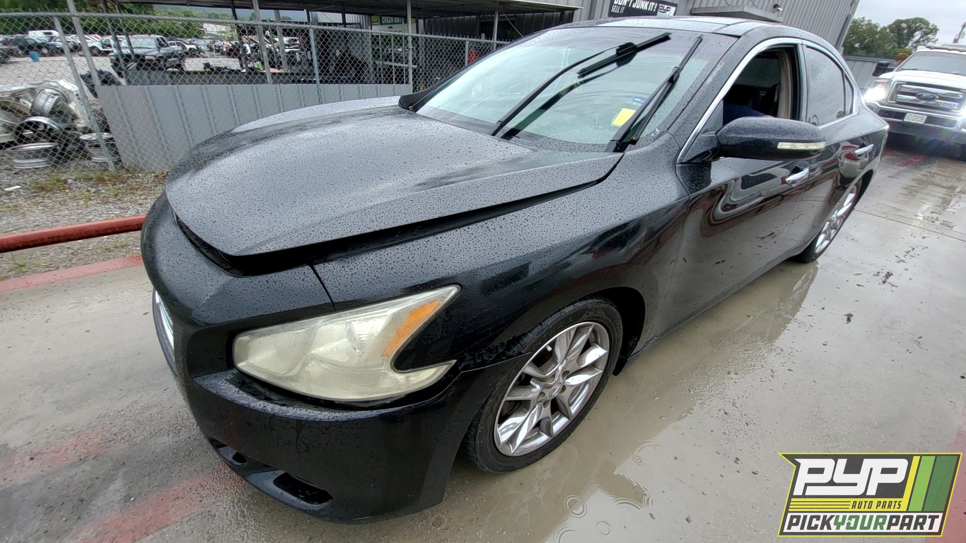 2009 NISSAN MAXIMA available for parts