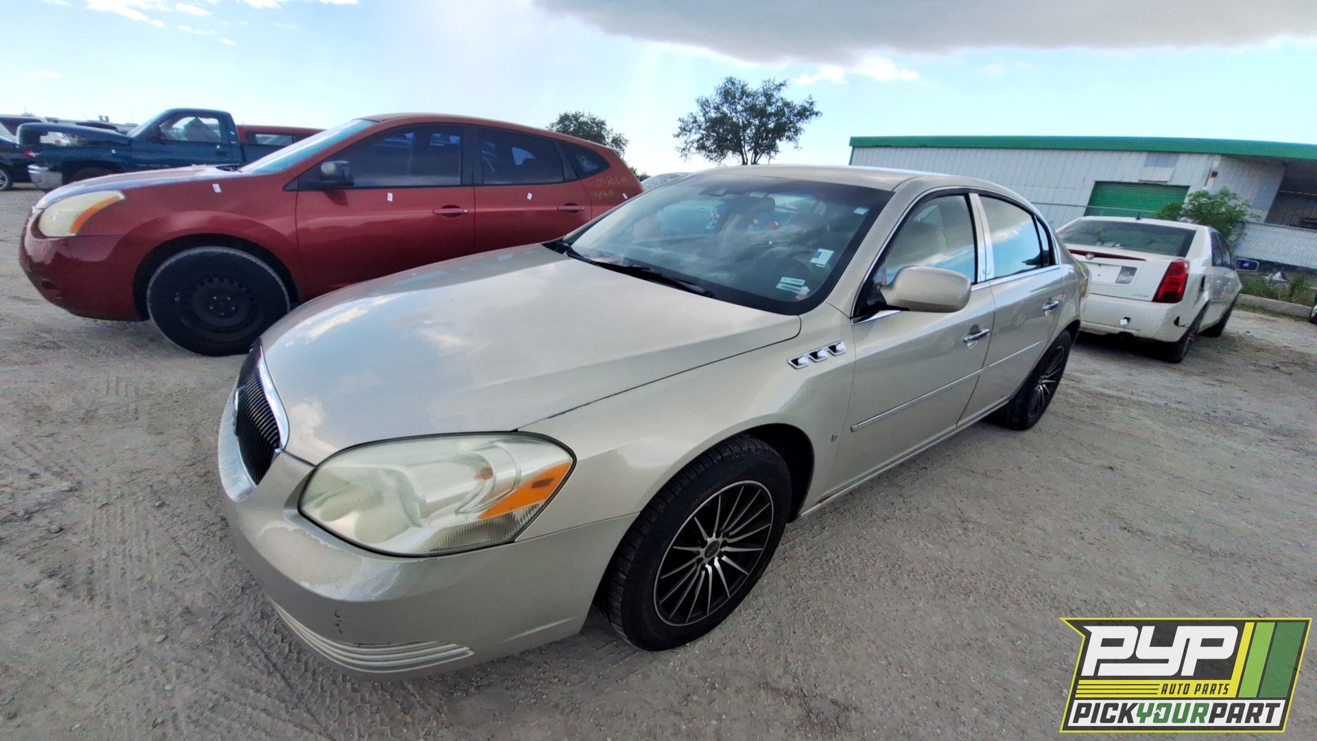 2008 BUICK LUCERNE available for parts
