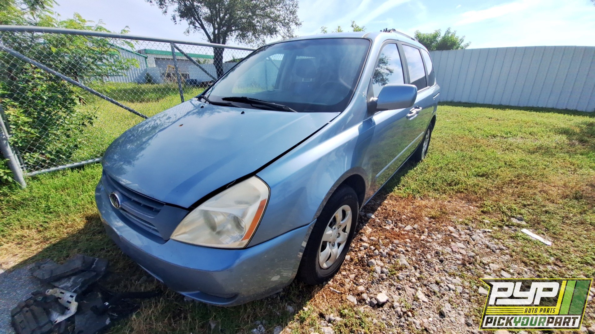 2009 KIA SEDONA available for parts