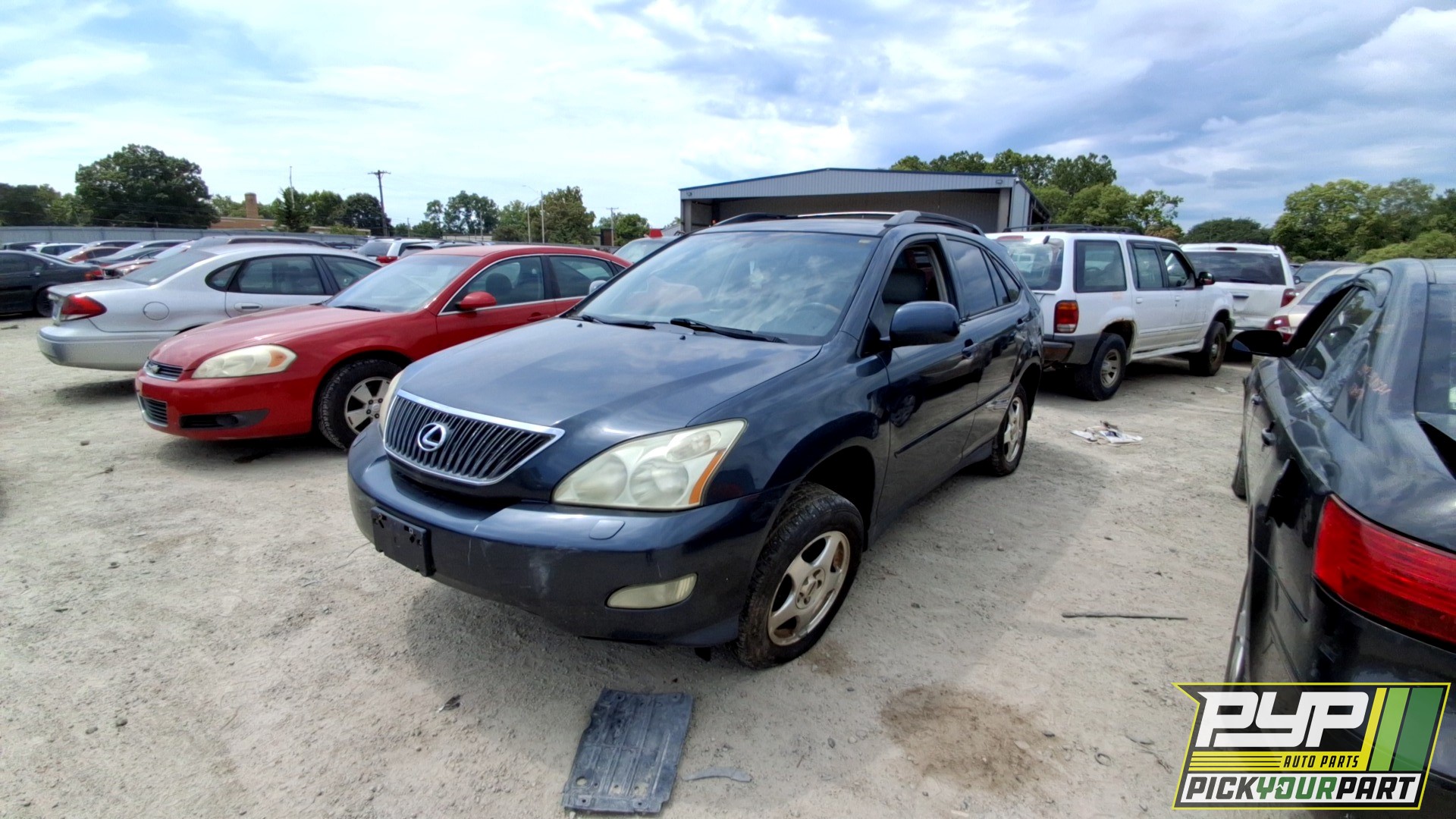 2005 LEXUS RX330 available for parts