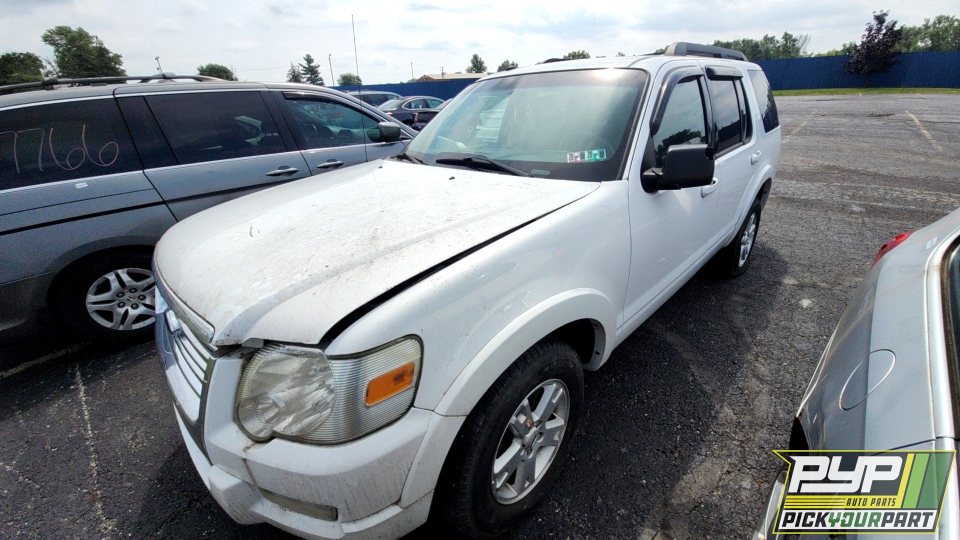 2010 FORD EXPLORER available for parts
