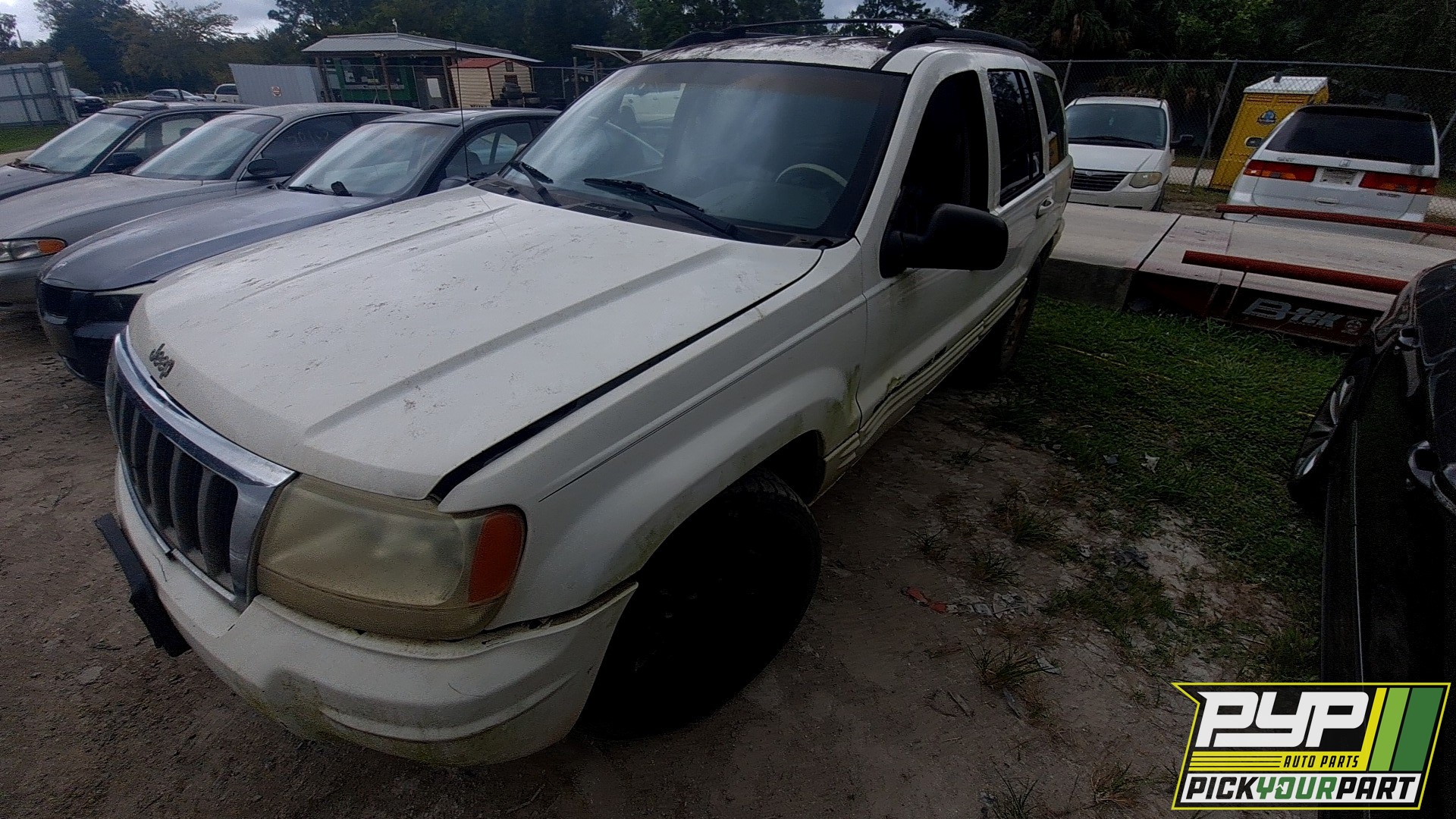 2004 JEEP GRAND CHEROKEE available for parts