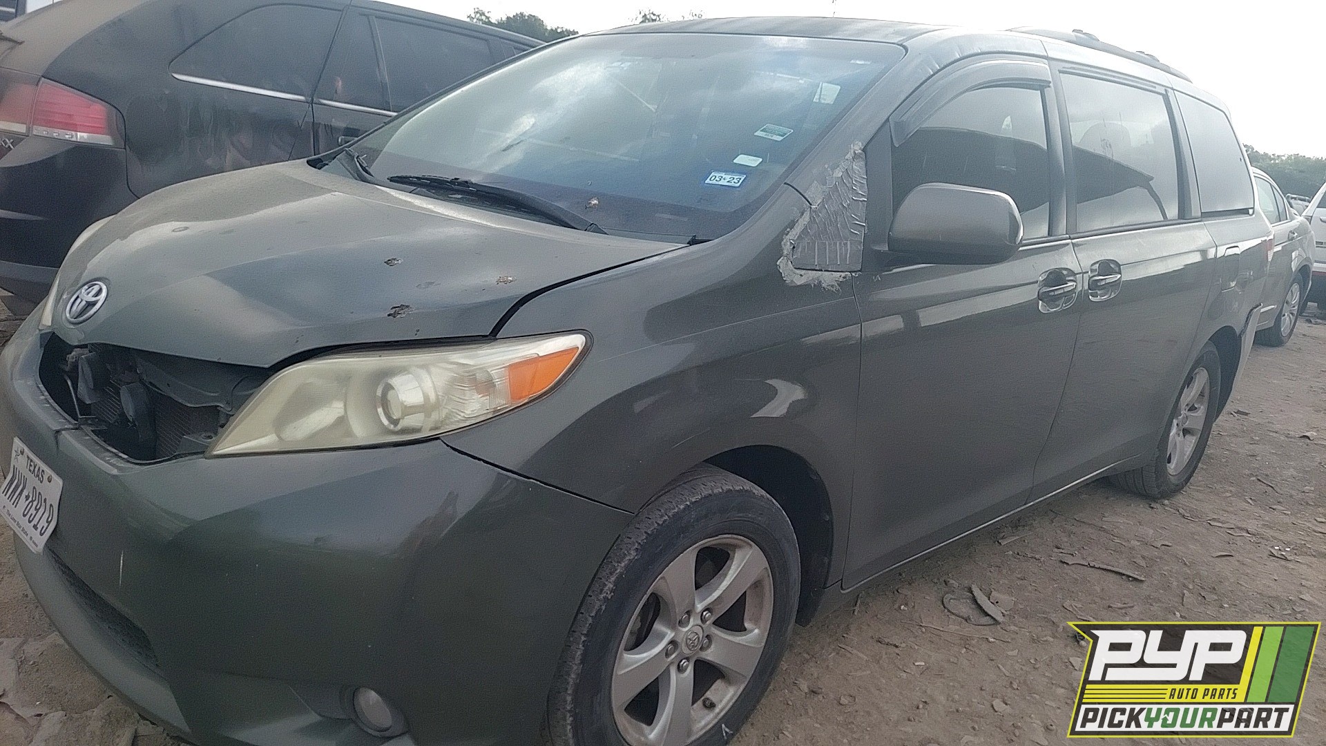 2012 TOYOTA SIENNA partes disponibles