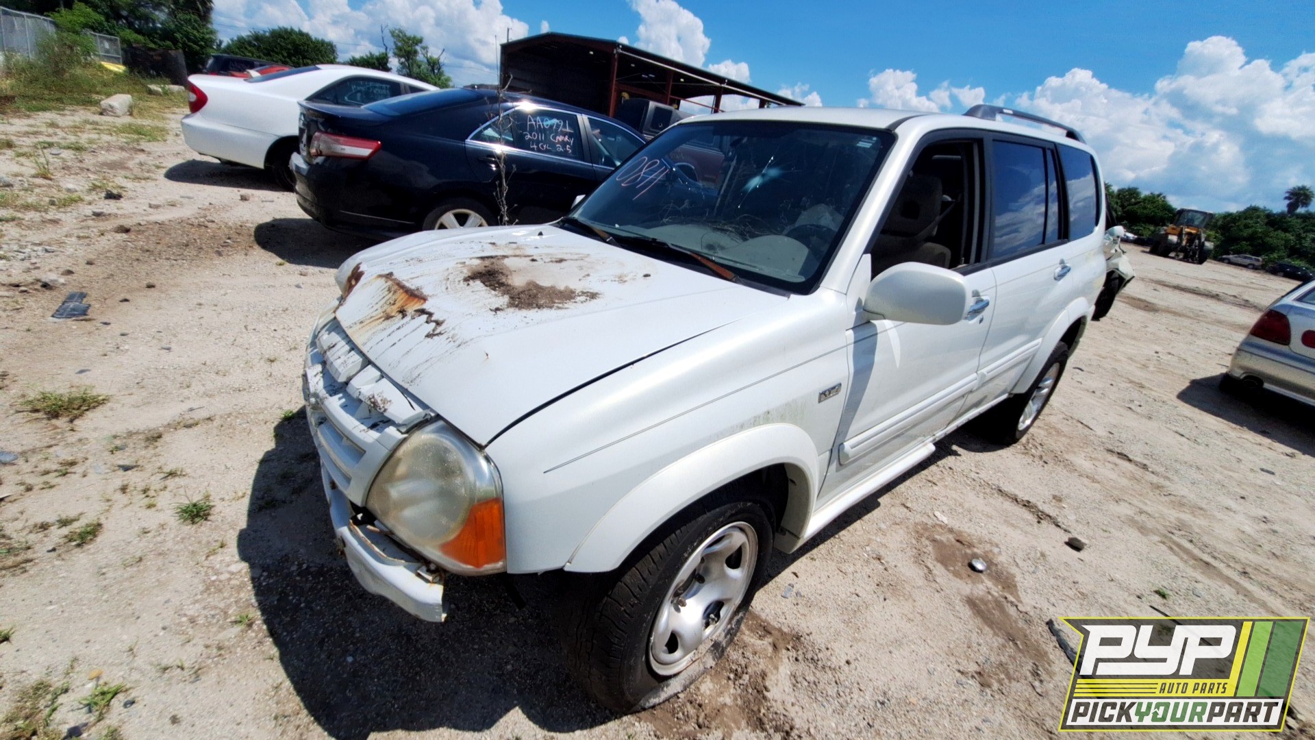 2005 SUZUKI XL-7 available for parts
