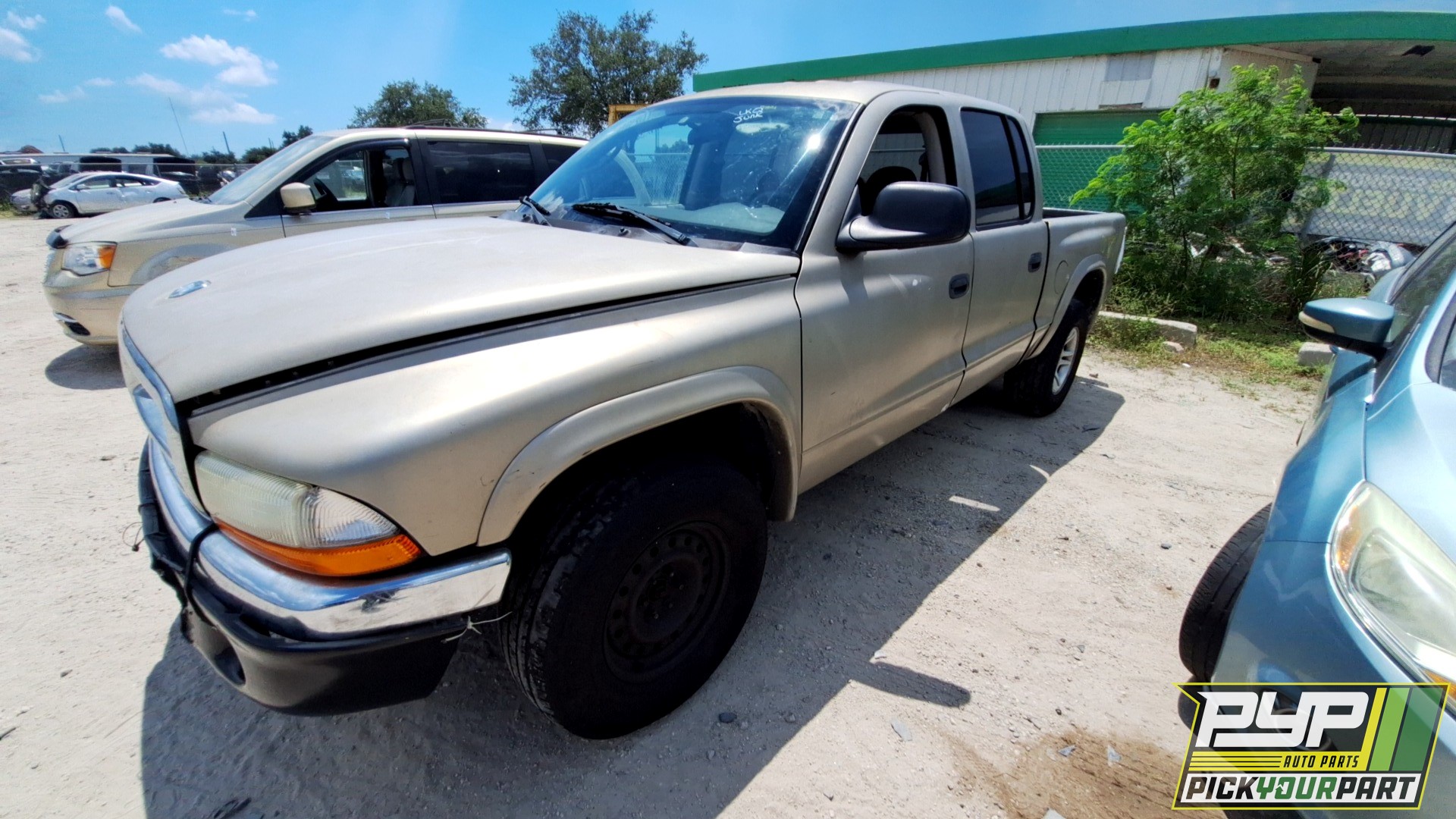 2003 DODGE DAKOTA available for parts
