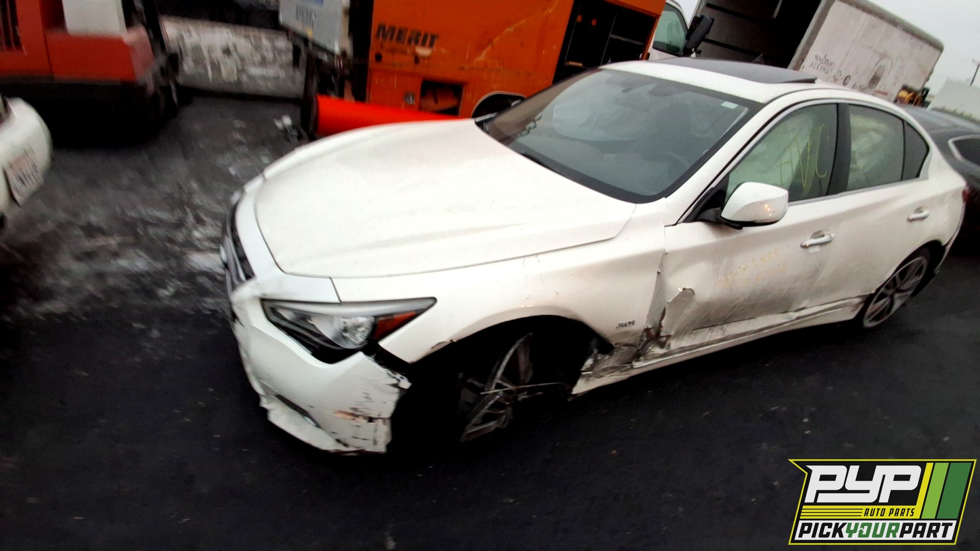 2016 INFINITI Q50 partes disponibles