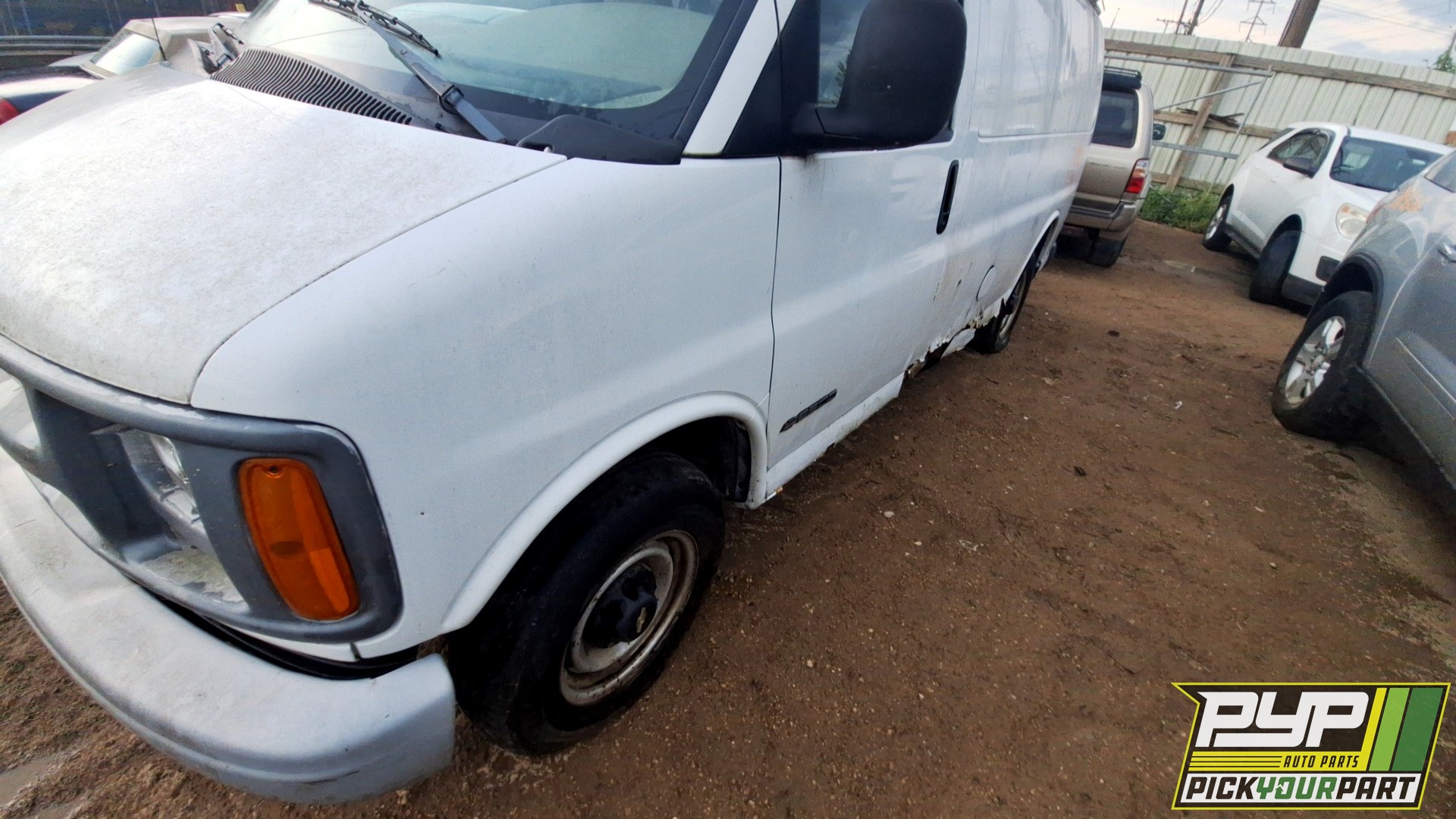 2002 CHEVROLET EXPRESS 2500 partes disponibles