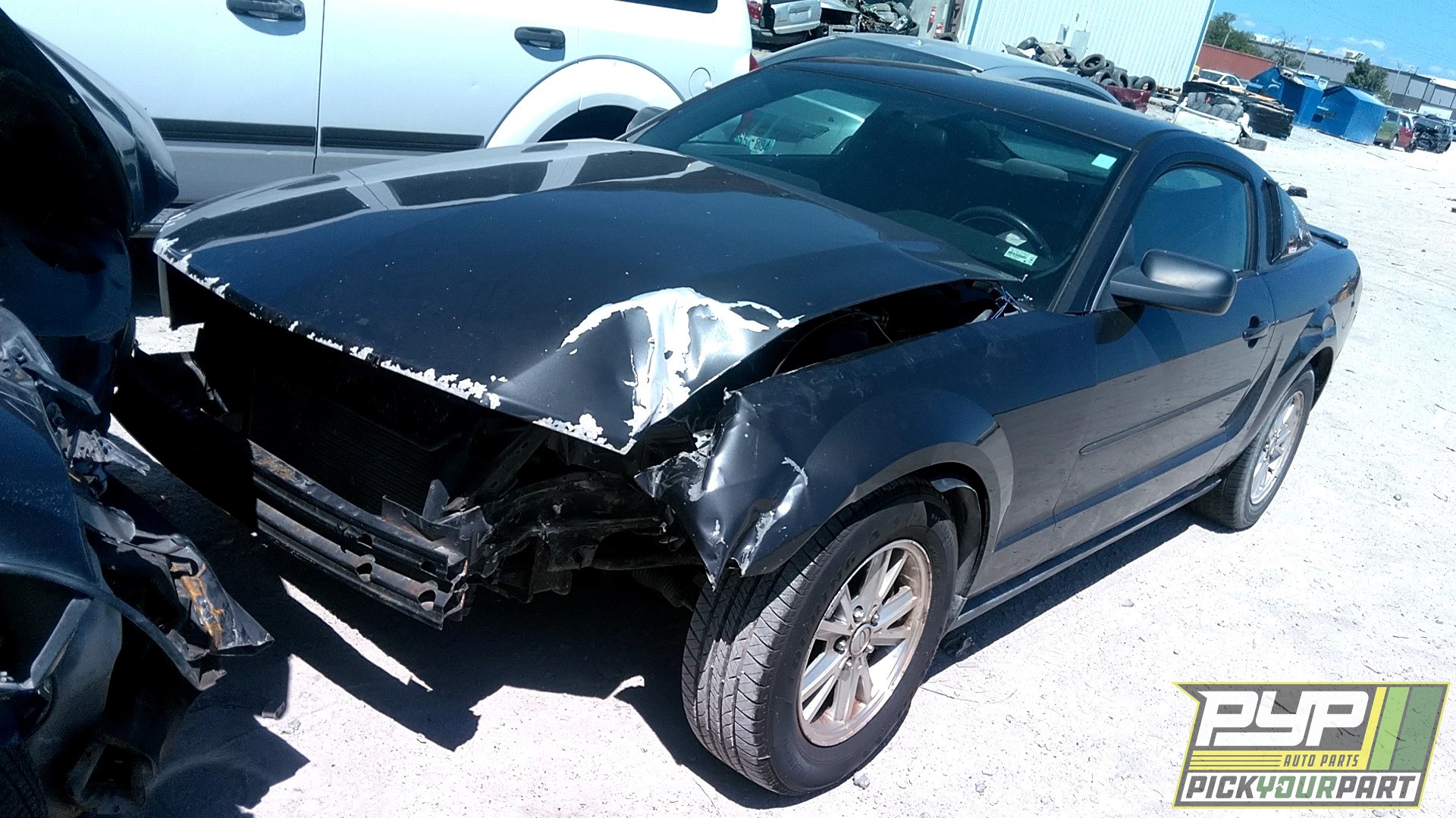 2007 FORD MUSTANG available for parts