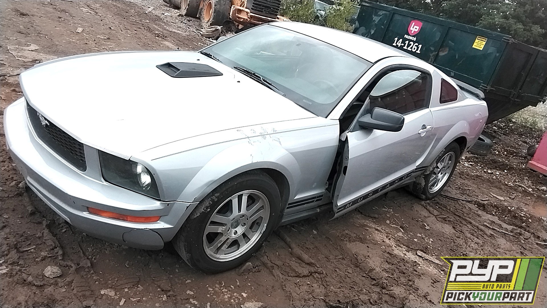 2005 FORD MUSTANG partes disponibles