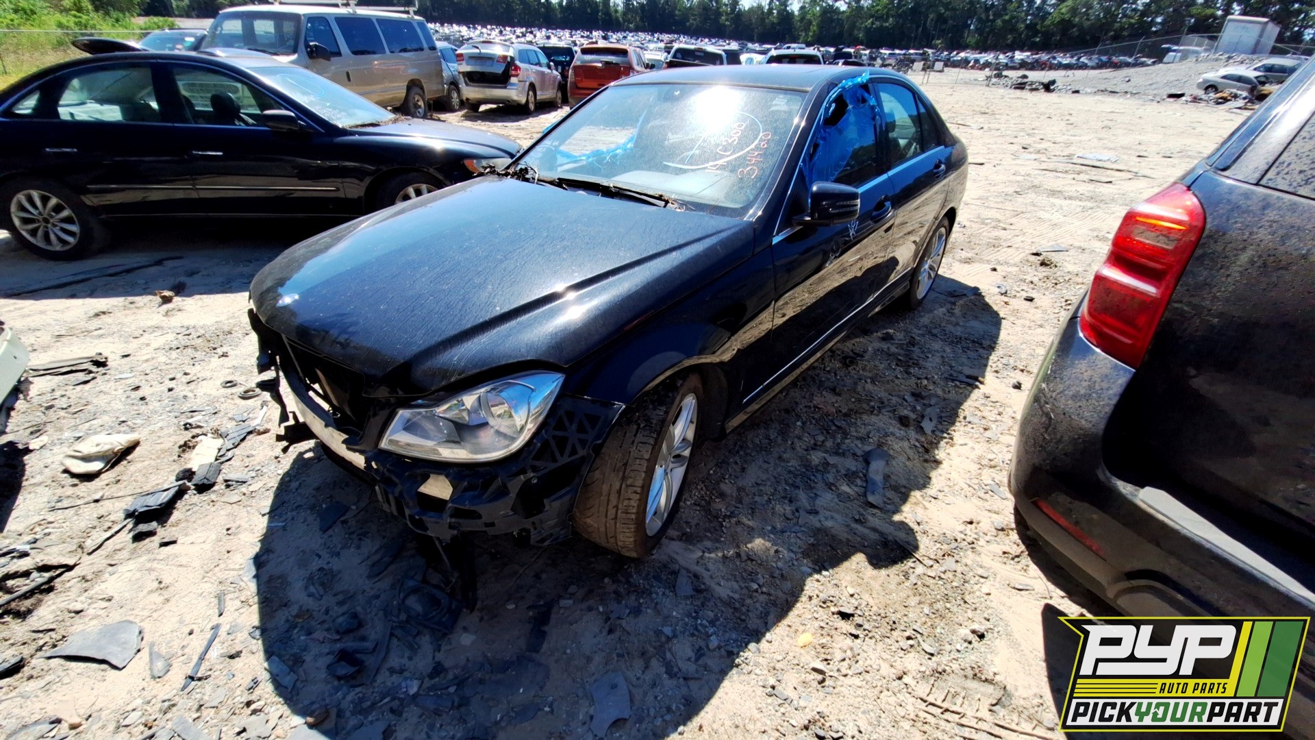 2014 MERCEDES-BENZ C300 partes disponibles