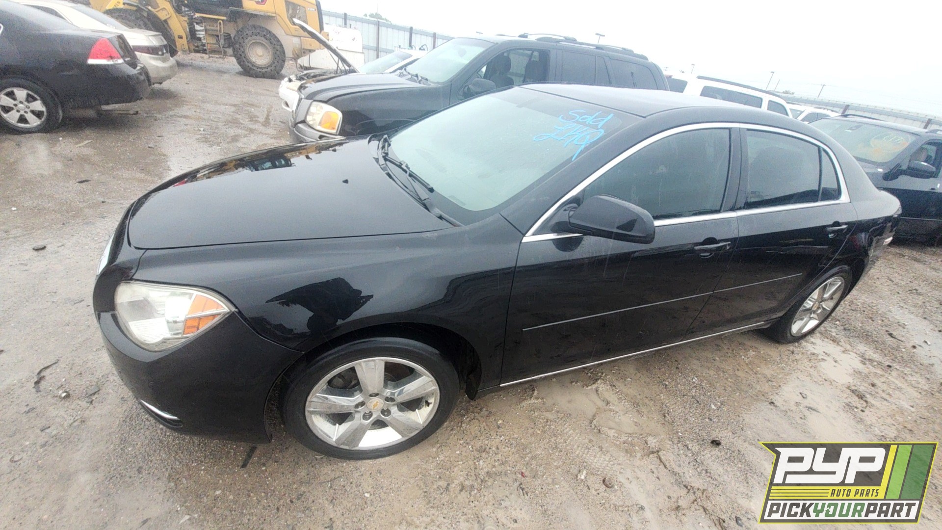 2011 CHEVROLET MALIBU available for parts