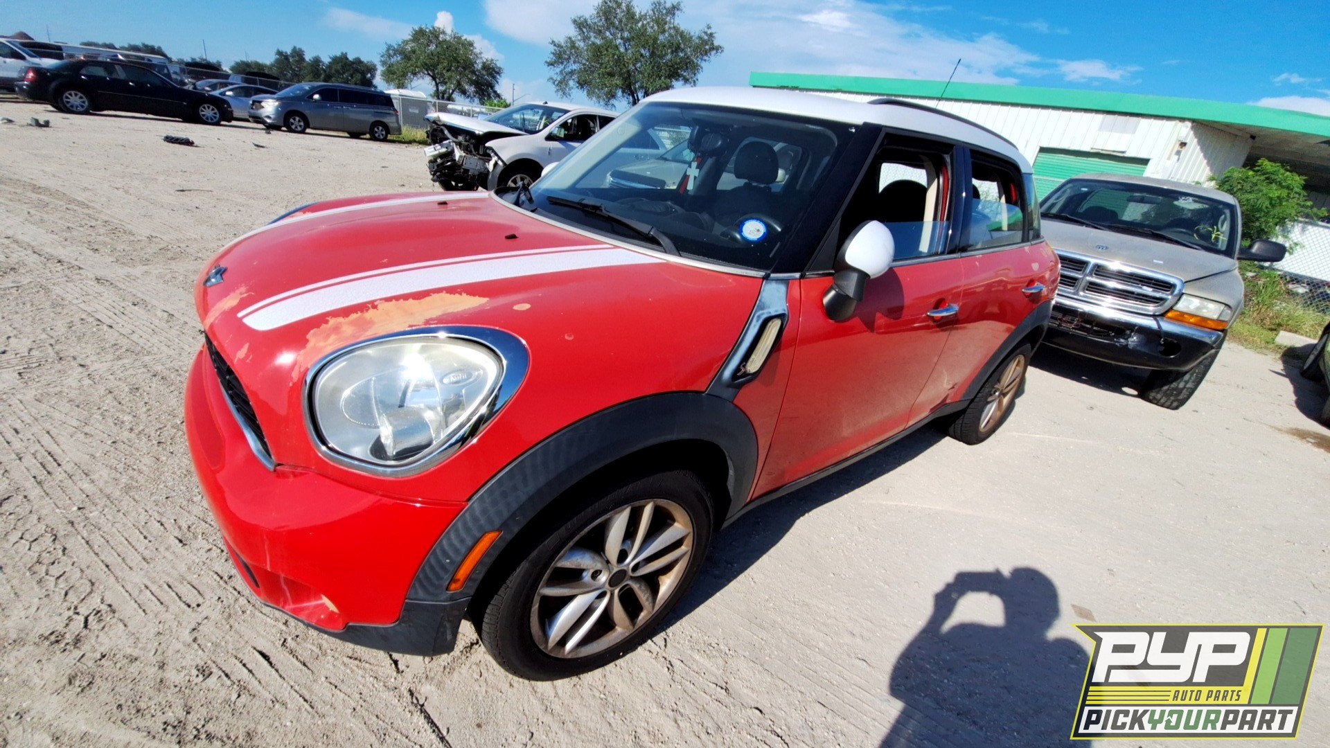 2012 MINI COOPER COUNTRYMAN partes disponibles