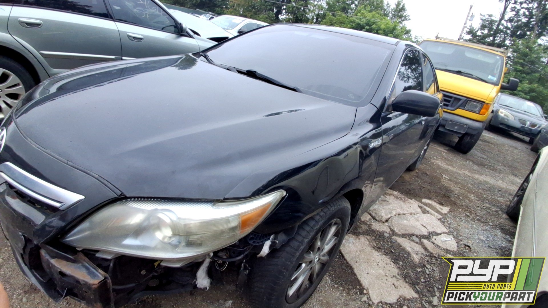 2011 TOYOTA CAMRY available for parts