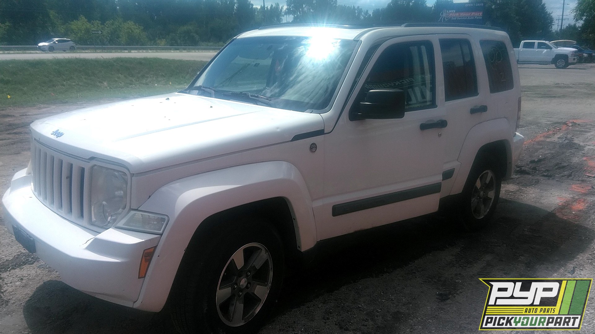 2008 JEEP LIBERTY available for parts