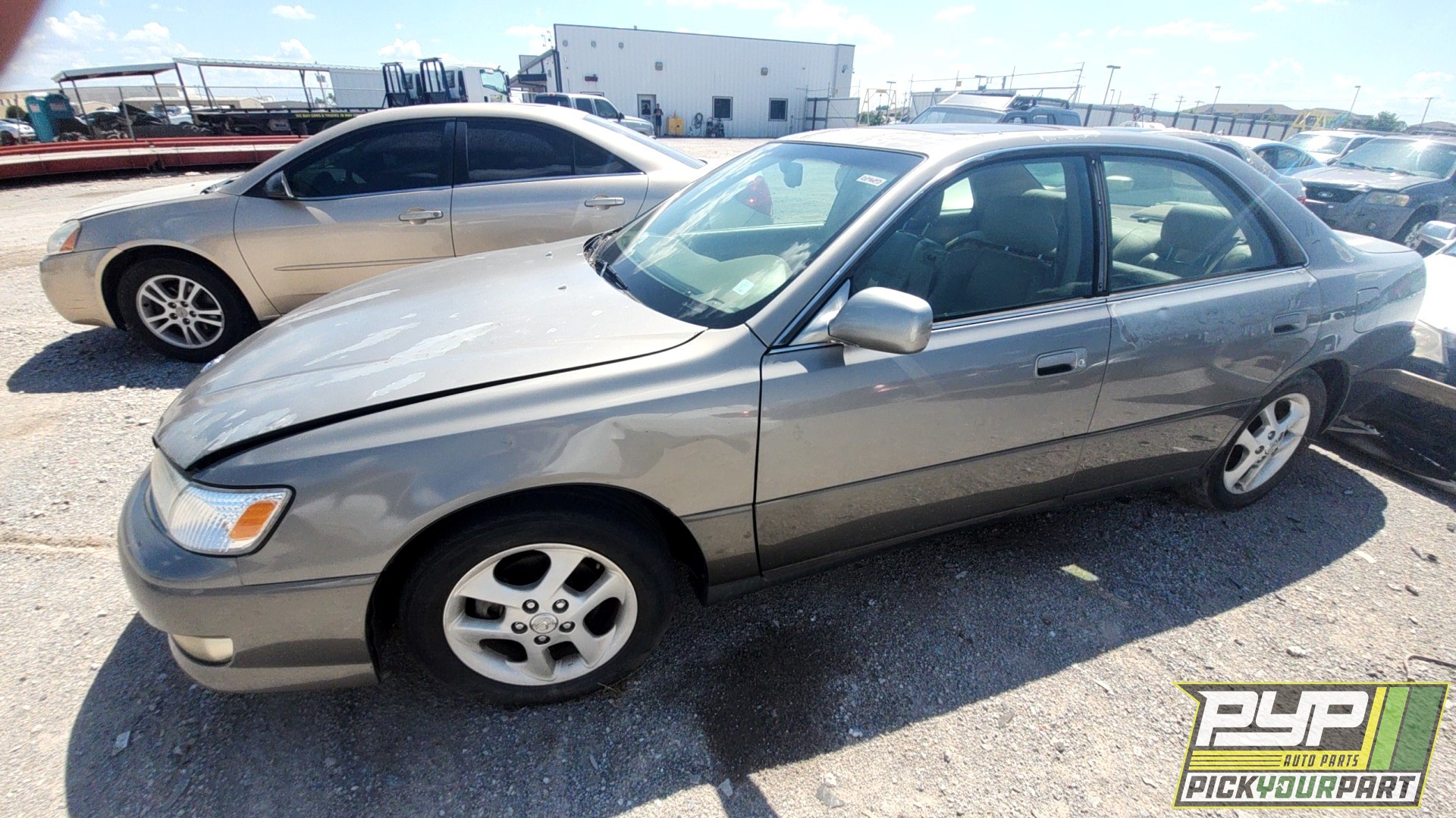 2001 LEXUS ES300 partes disponibles
