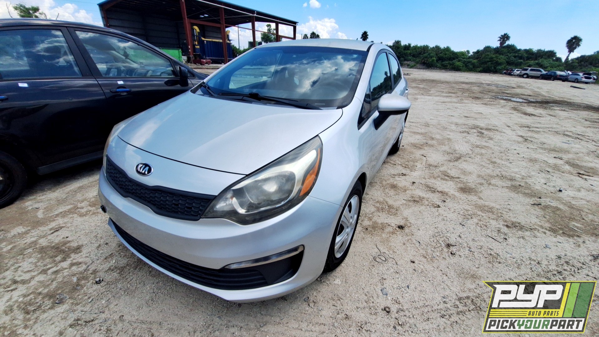2016 KIA RIO available for parts