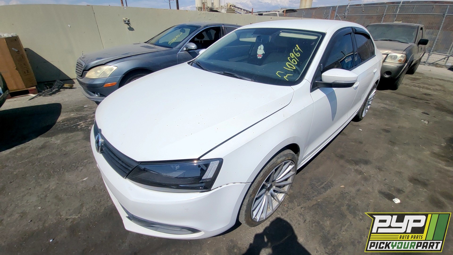 2011 VOLKSWAGEN JETTA available for parts