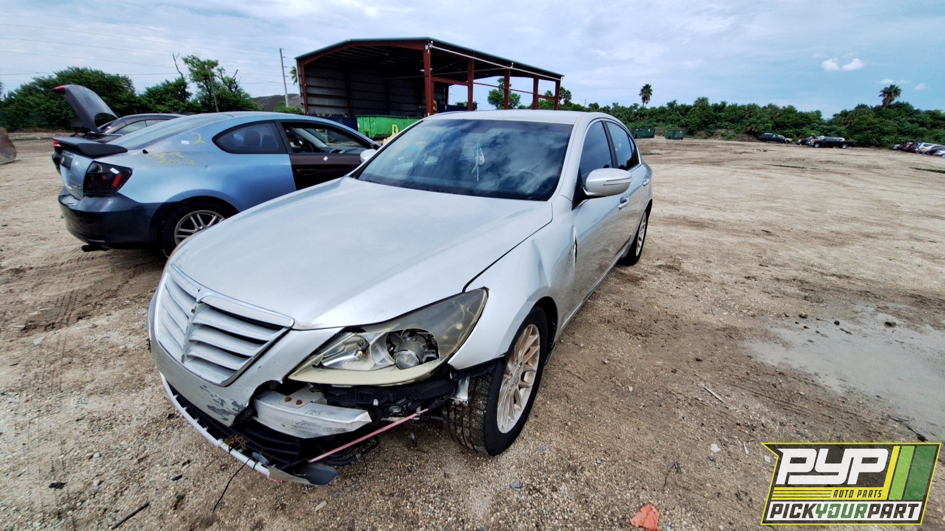 2009 HYUNDAI GENESIS available for parts