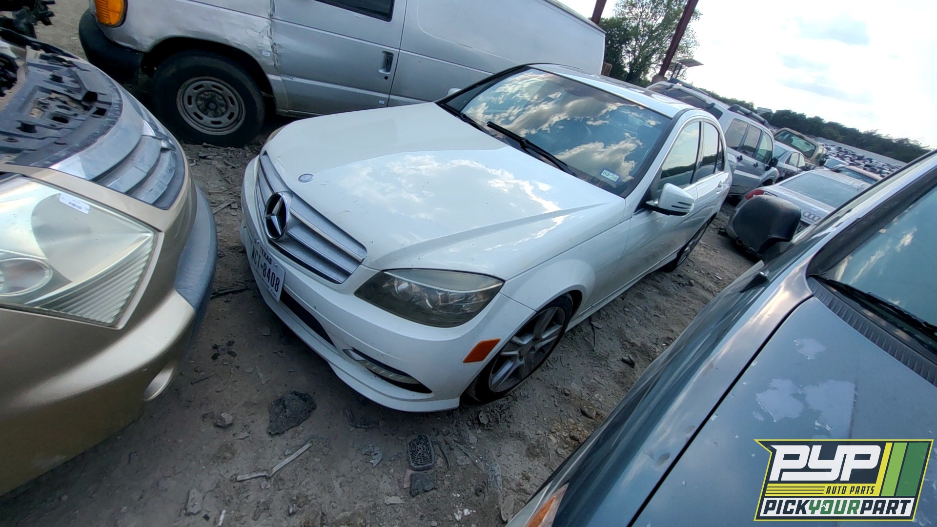2011 MERCEDES-BENZ C300 available for parts