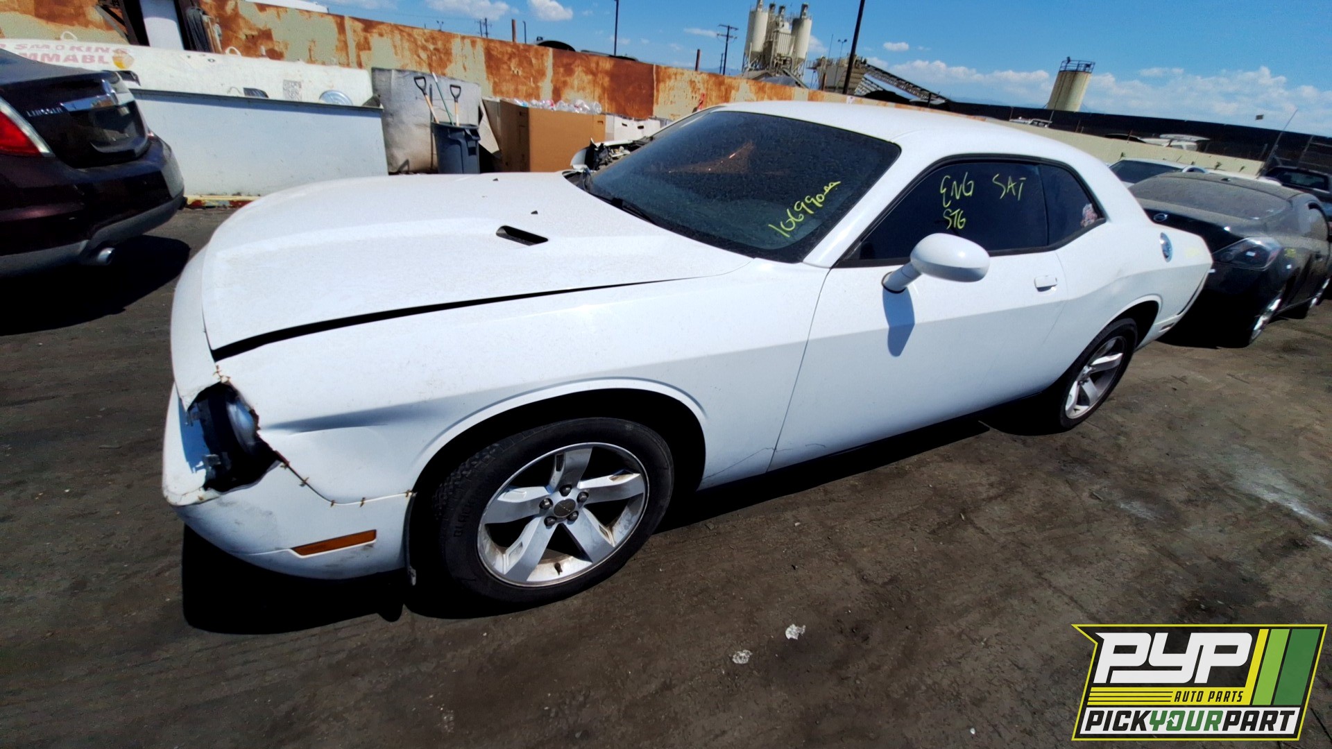2014 DODGE CHALLENGER available for parts