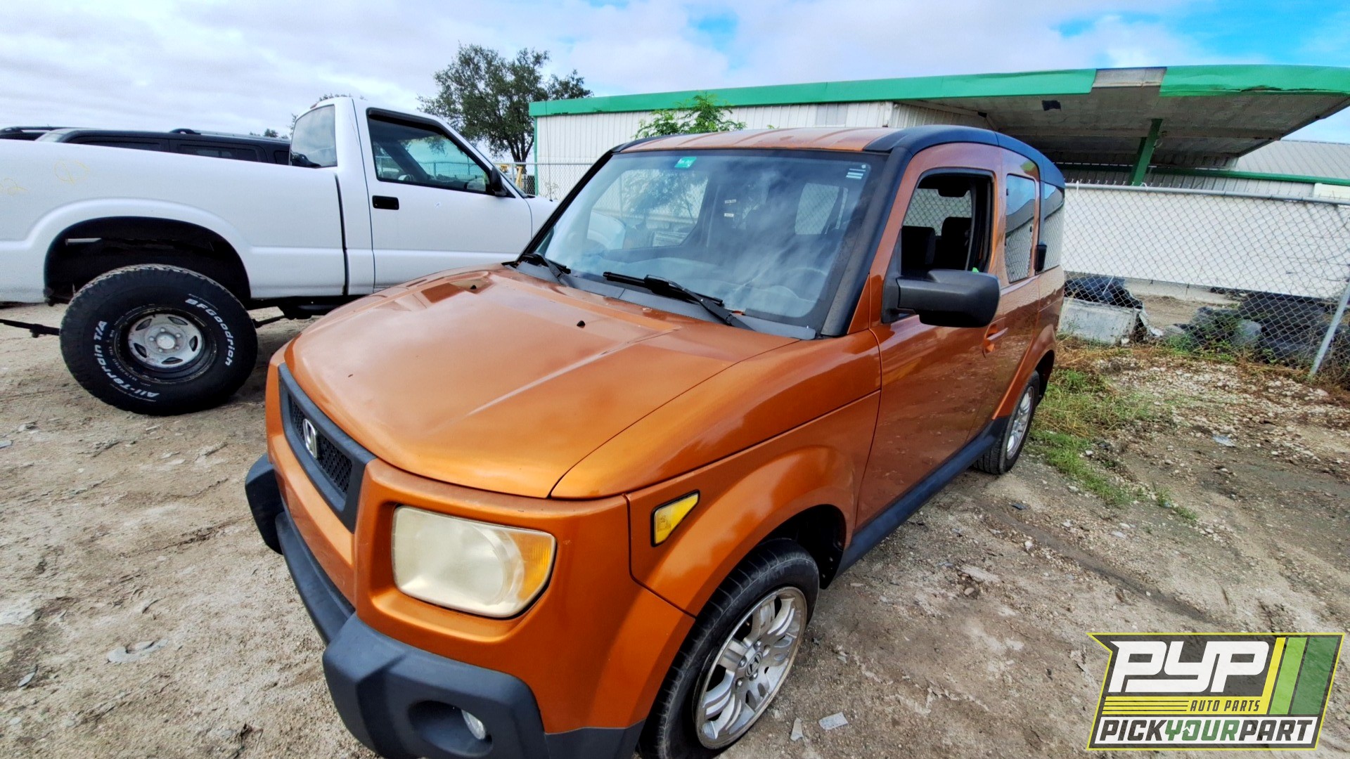 2006 HONDA ELEMENT available for parts