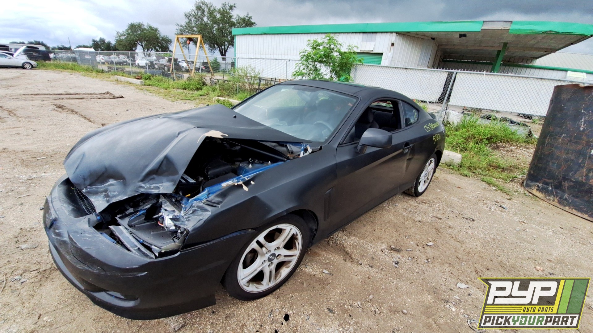2005 HYUNDAI TIBURON available for parts