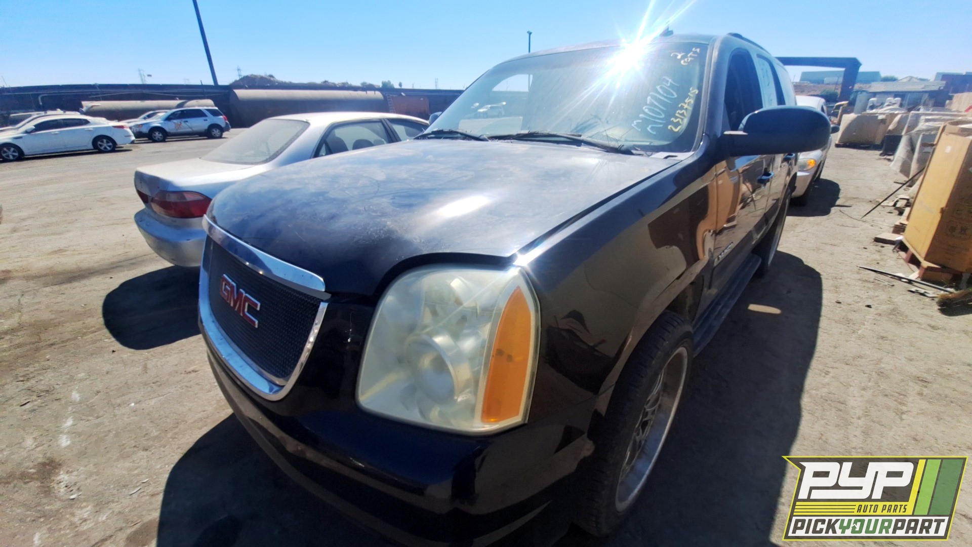 2007 GMC YUKON available for parts