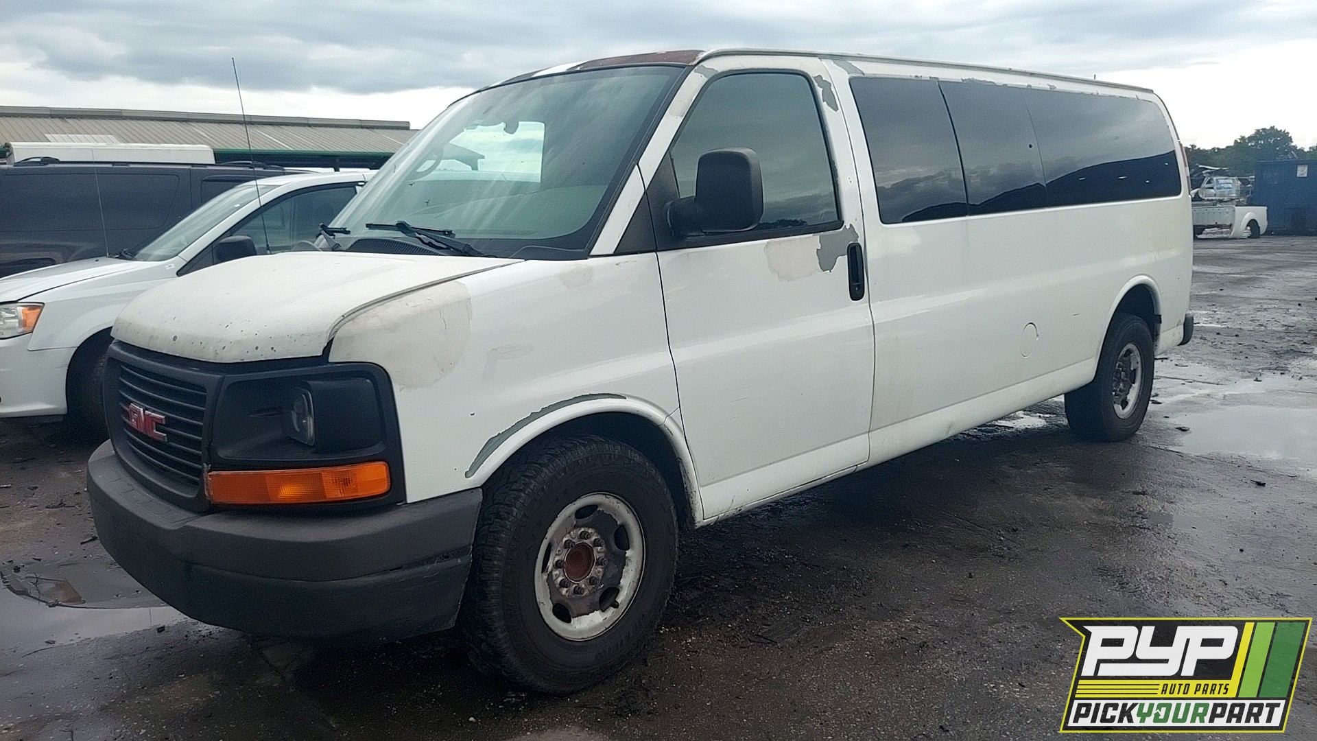 2011 CHEVROLET EXPRESS 3500 partes disponibles