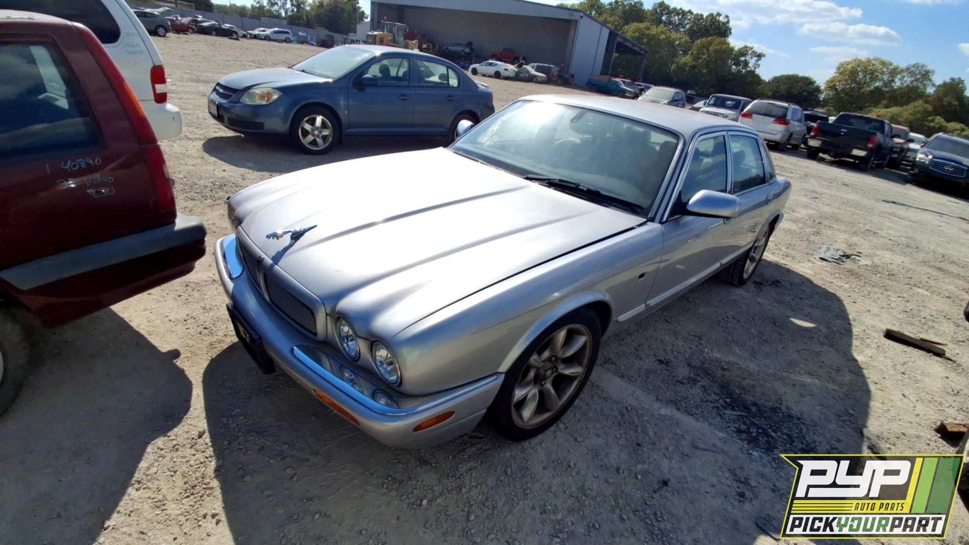 2003 JAGUAR XJR available for parts