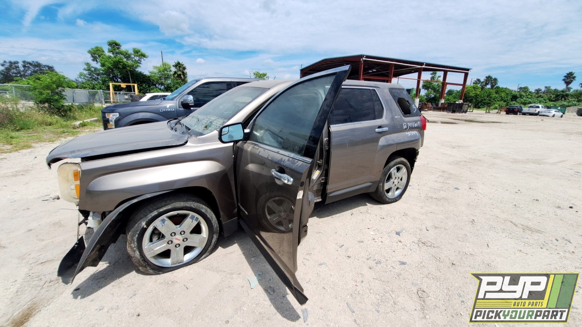 2012 GMC TERRAIN available for parts